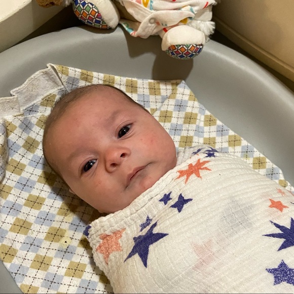 Meet your Posher, Kimberly - Picture 1 of 14